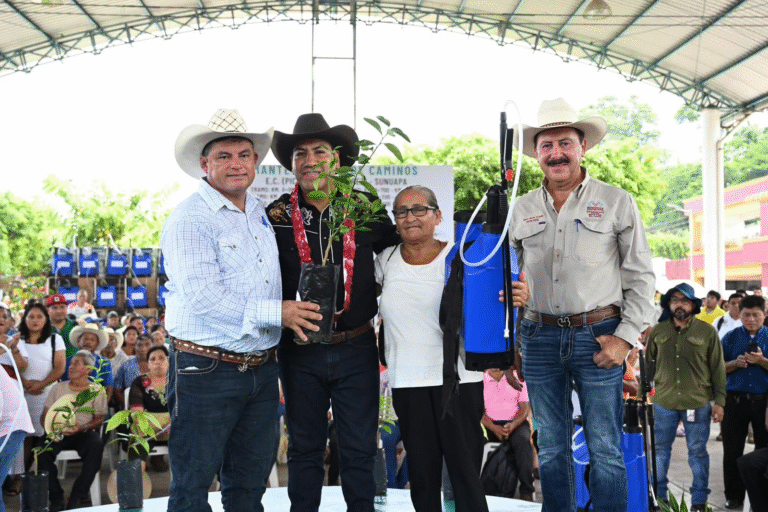 Con apoyos al campo e impulso a la infraestructura, Eduardo Ramírez fortalece la prosperidad en la Región Norte