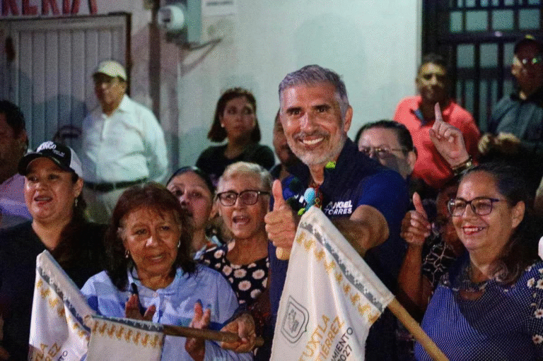 Ángel Torres inicia pavimentación de una calle más; ahora en la colonia San José Yeguiste
