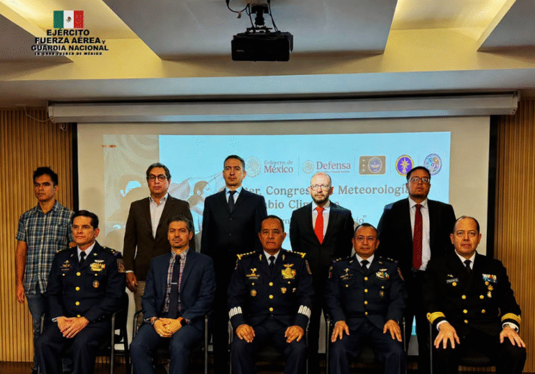 Fuerza Aérea Mexicana impulsa intercambio científico con Congreso de Meteorología y Cambio Climático