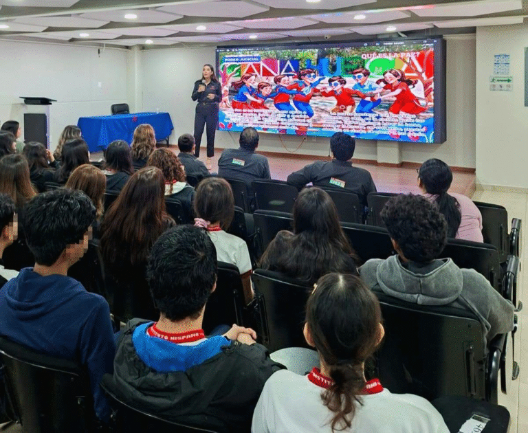 Poder Judicial acerca la justicia a estudiantes con programa educativo en Tuxtla Gutiérrez