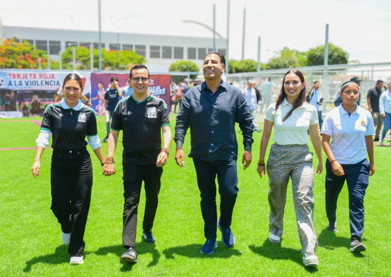 Berriozábal inaugura Campo de Fútbol 7 femenil en impulso al deporte y bienestar social