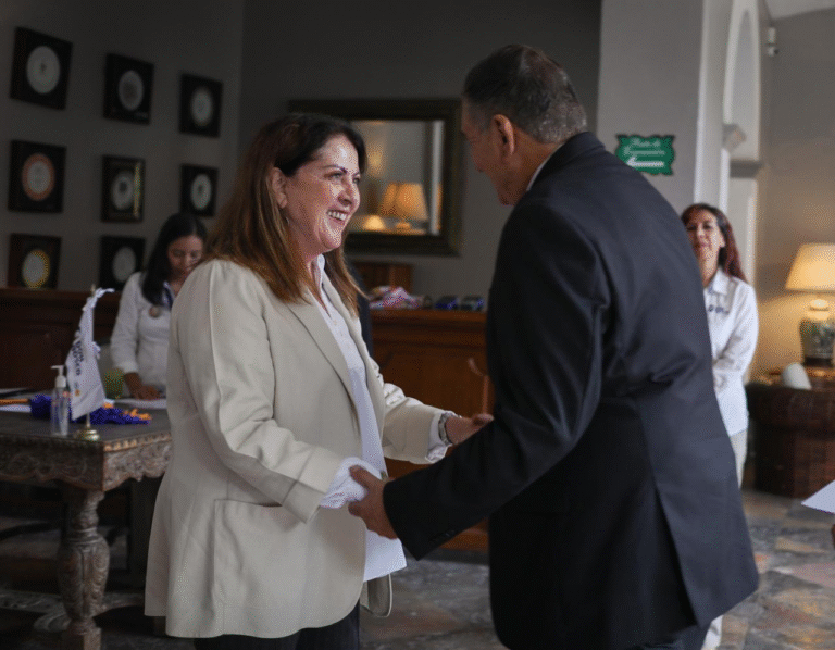 Margarita González Saravia respalda proyectos educativos que impulsan oportunidades para la niñez y juventud en Morelos