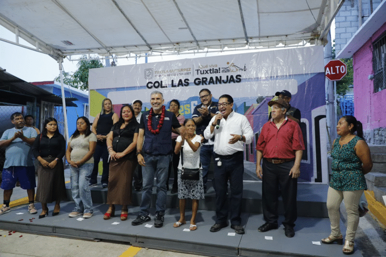 Inaugura Ángel Torres avenida Los Limones en colonia Las Granjas