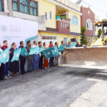 Alcalde Juan Manuel Alonso inicia rehabilitación con concreto de la calle Mariano Escobedo en Texmelucan