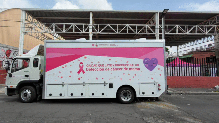 Tláhuac acerca servicios de salud preventiva con Feria de la Salud y Jornada de Mastografía