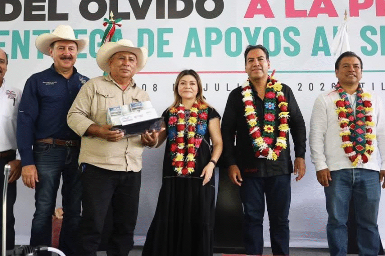 Tila avanza del olvido a la prosperidad; Eduardo Ramírez impulsa infraestructura, salud y educación