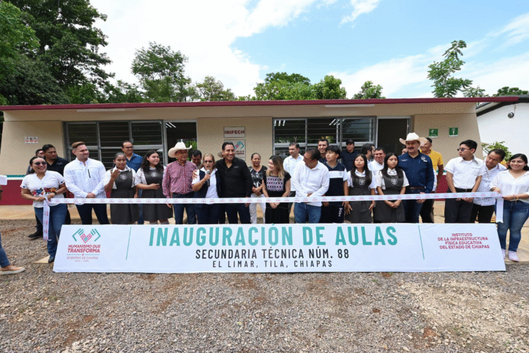 Eduardo Ramírez impulsa obras educativas y de infraestructura carretera en Tila