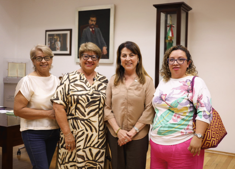 Voluntarias de Jojutla presentan proyecto educativo en Audiencia Ciudadana de Margarita González Saravia