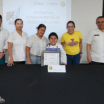 Niño recibe reconocimiento como “Médico por un día” y fortalece vínculo con las Fuerzas Armadas