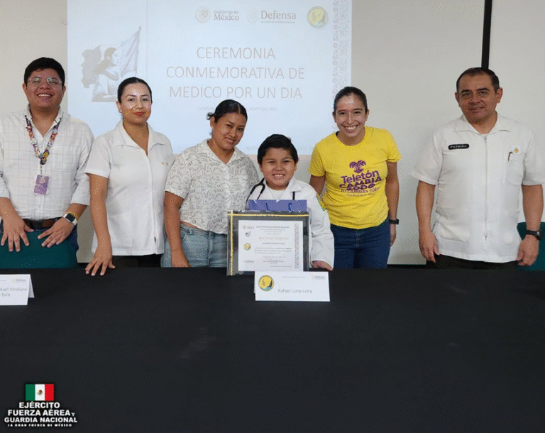 Niño recibe reconocimiento como “Médico por un día” y fortalece vínculo con las Fuerzas Armadas