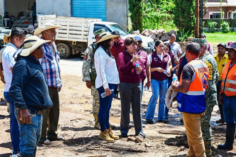 Delfina Gómez supervisa atención a familias afectadas por lluvias en Temascaltepec