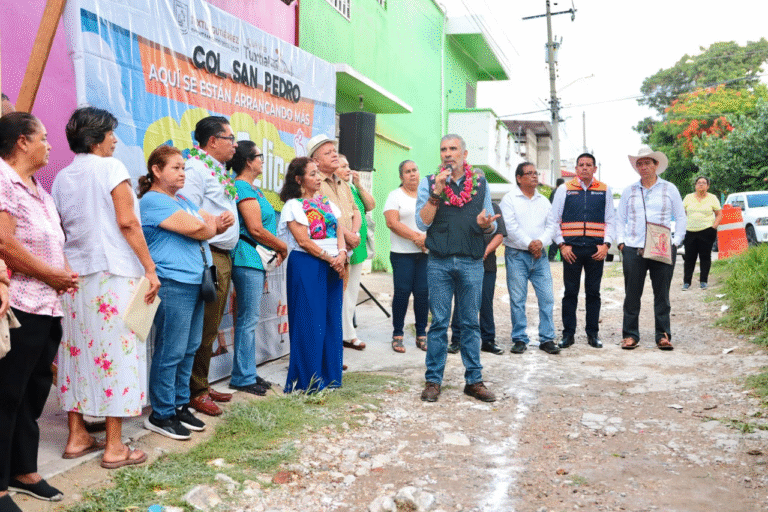 Ángel Torres lleva Calles Felices a San Pedro y San Cayetano
