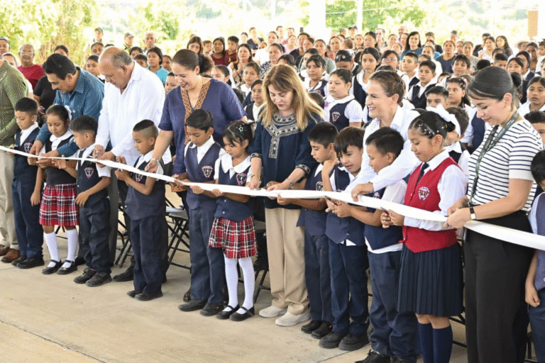 Margarita González Saravia inaugura nueva primaria en El Estudiante y atiende demanda histórica de la comunidad