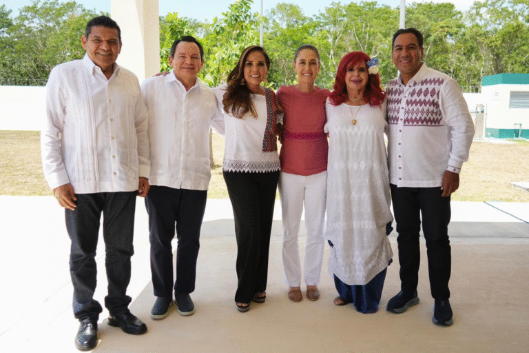 Eduardo Ramírez acompaña a Claudia Sheinbaum en el recorrido de supervisión del Tren Maya de carga