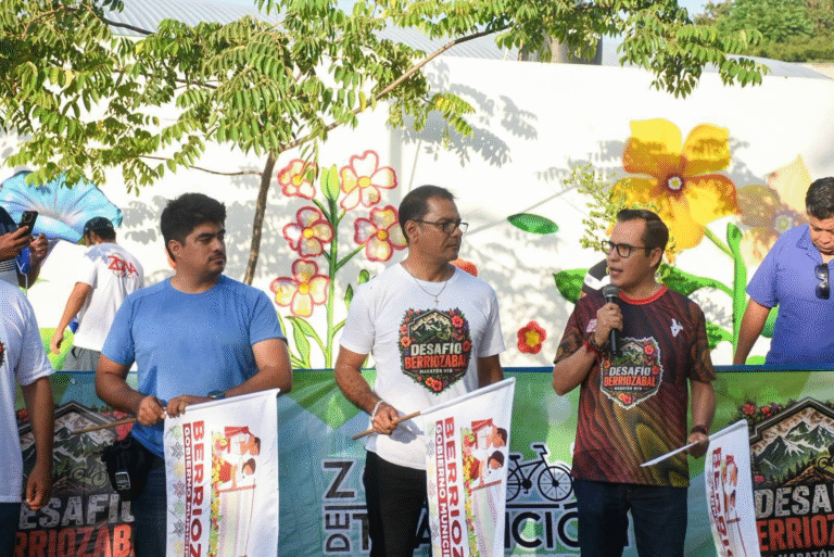 Más de 300 ciclistas participan en el arranque del Desafío Berriozábal Maratón 50K