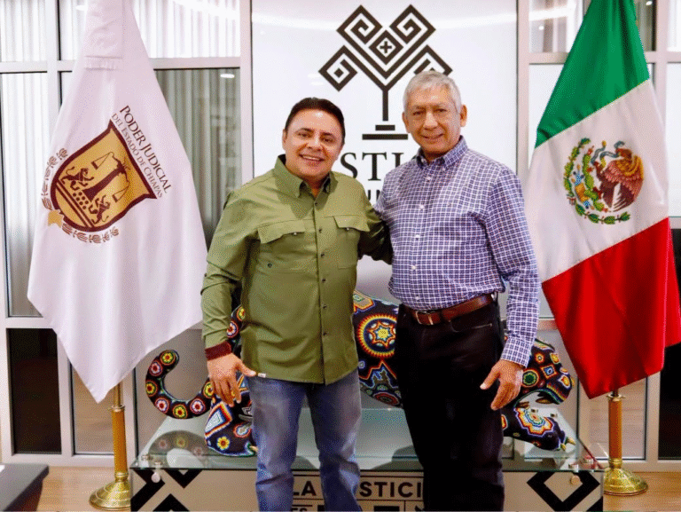 Juan Carlos Moreno Guillén fortalece la coordinación institucional con el Cecytech