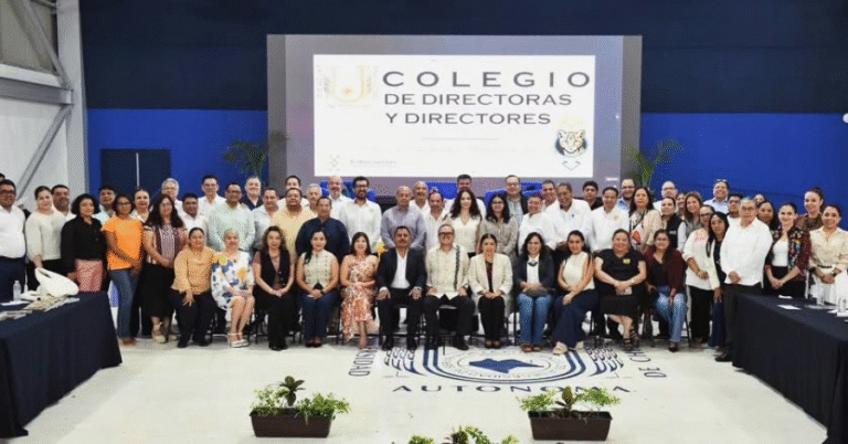 Llama Oswaldo Chacón a fortalecer el crecimiento y la calidad académica de la UNACH
