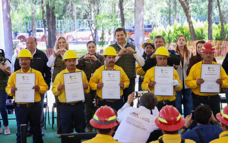 Alejandro Armenta reconoce a brigadistas y fortalece estrategia para proteger los bosques de Puebla