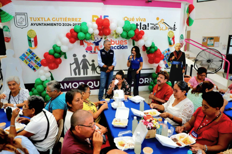 “Abues en Acción” impulsa actividades para personas adultas mayores en Tuxtla Gutiérrez
