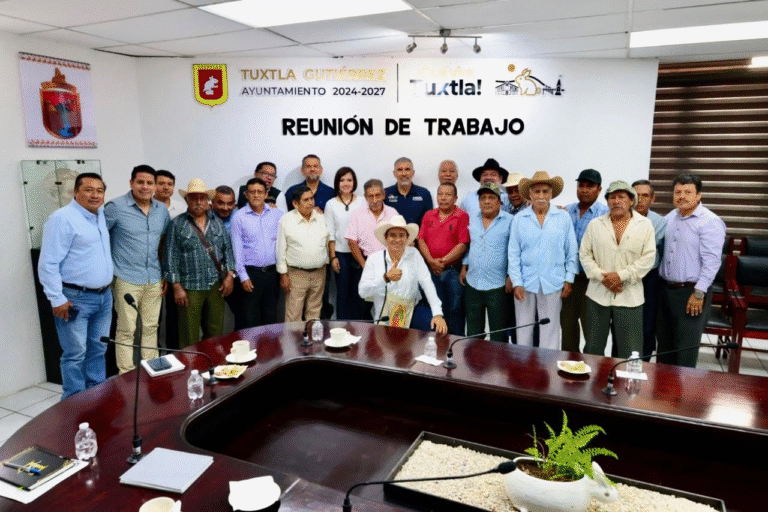 Ángel Torres fortalece coordinación con ejidos de Copoya y El Jobo
